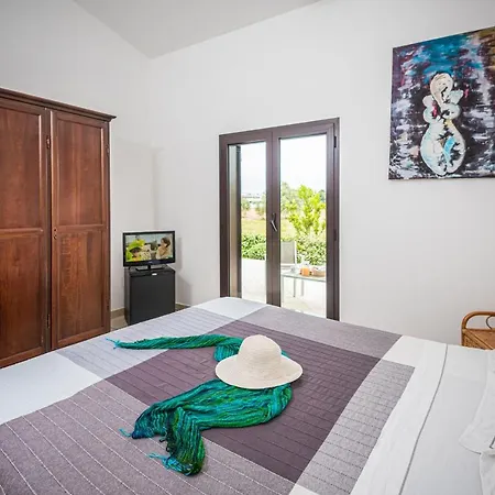 Del Pino Bed & Breakfast Marina di Ginosa